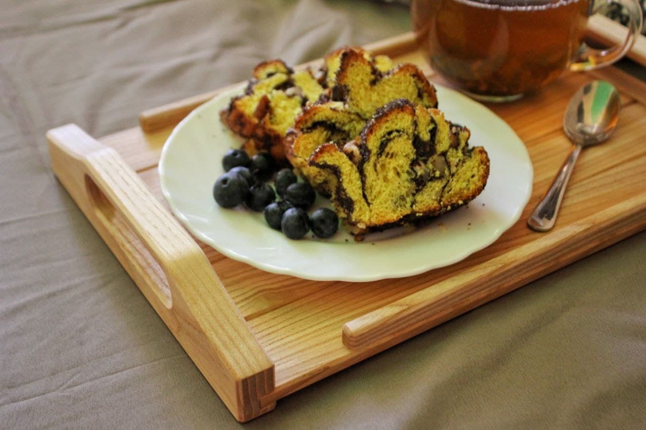 Wooden breakfast tray made of ash 32x18x4.5 cm 27211 from LineWood