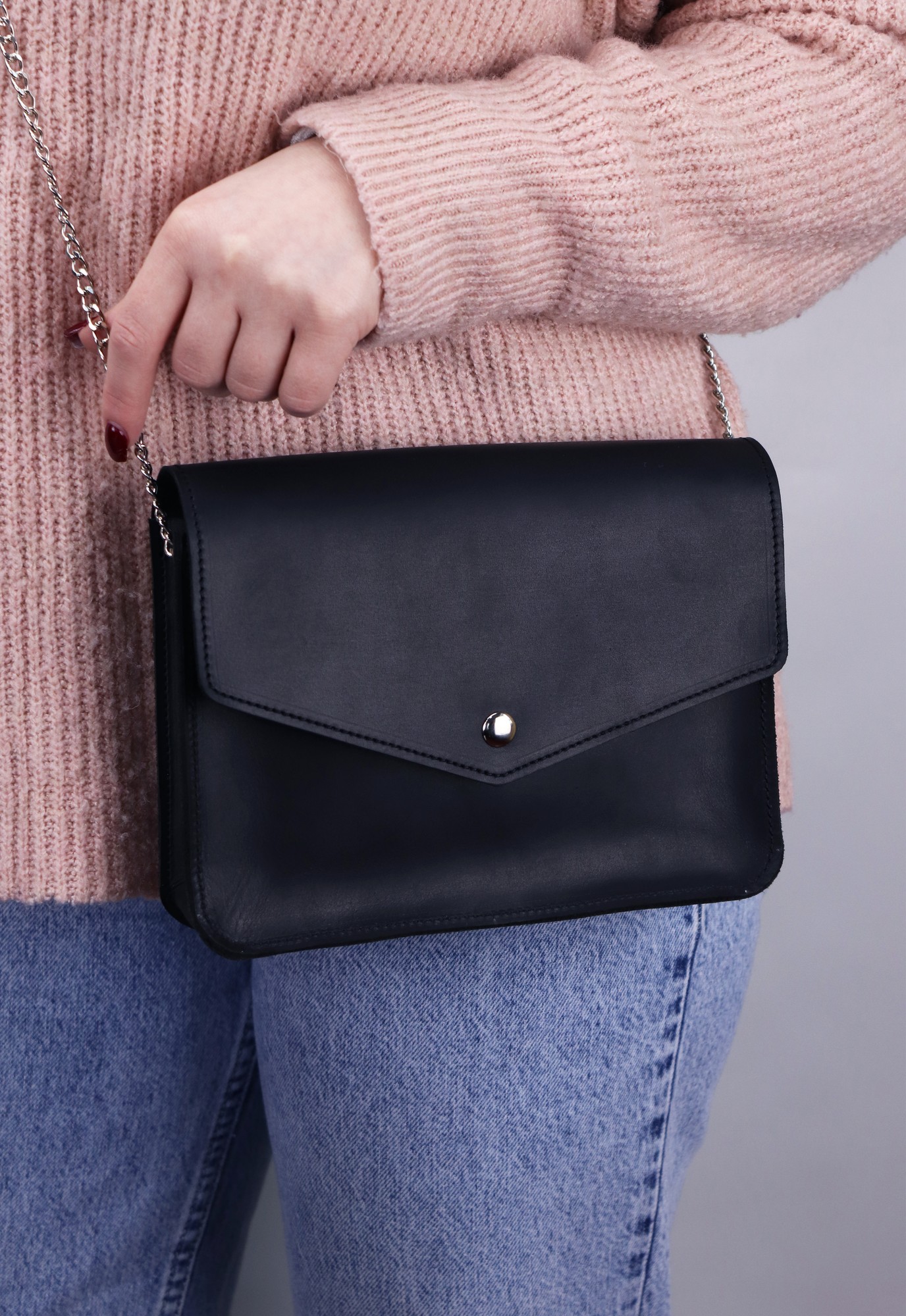 Leather shoulder bag for women / casual clutch with chain strap / black