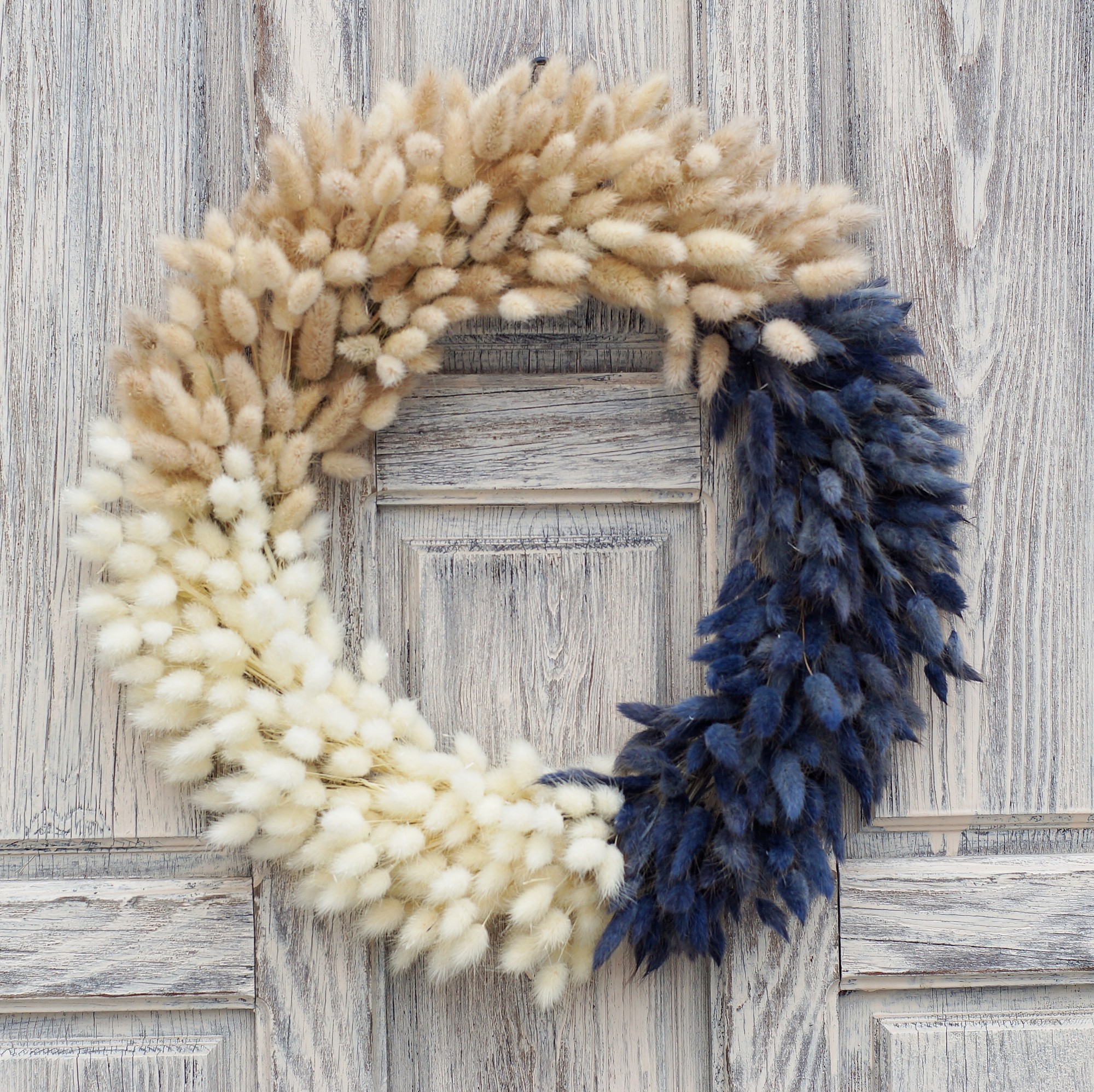 Dried flower wreath 28555 from Wreath Manufactory with donate to u24