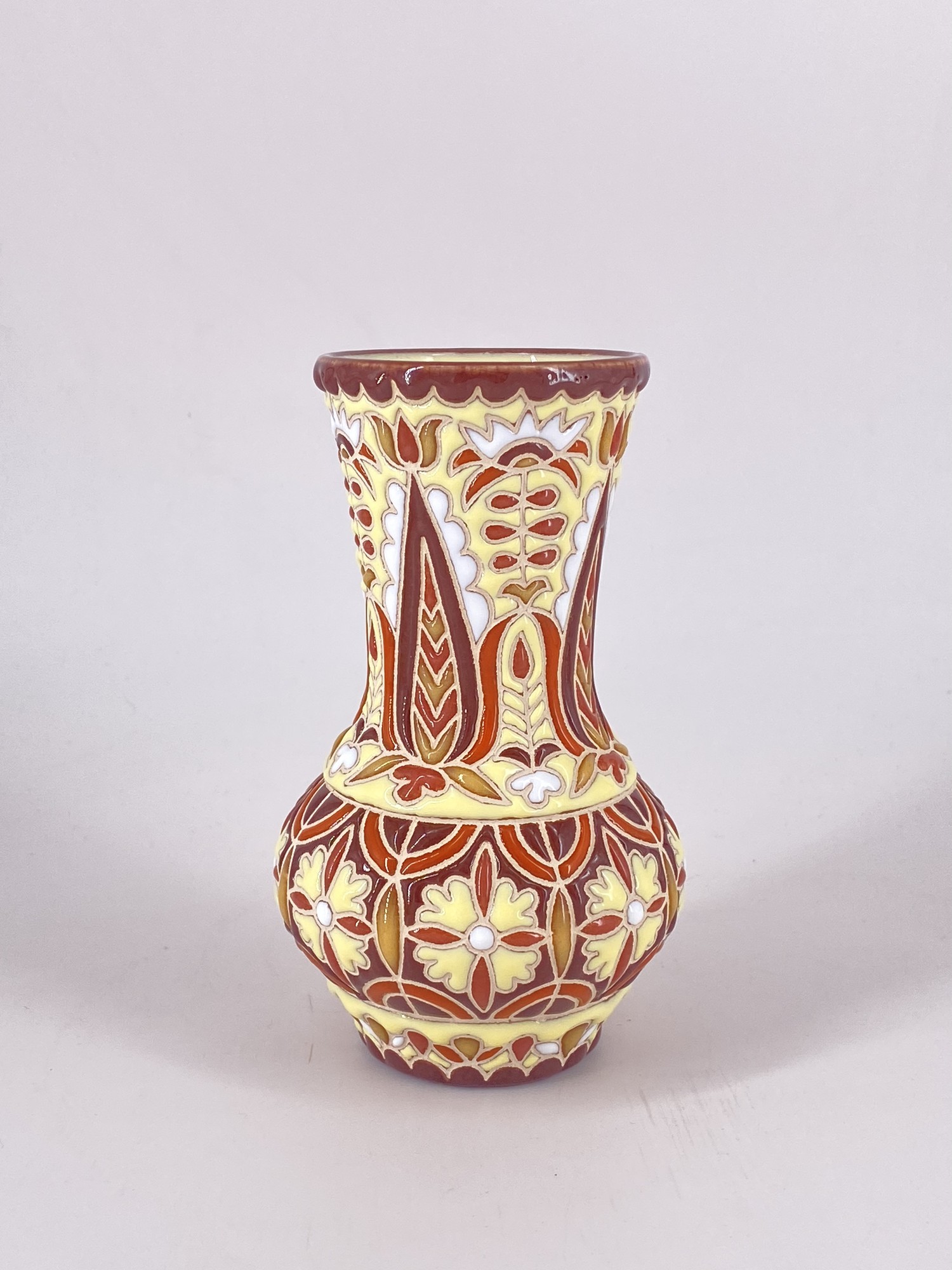 Vase 29935 from Quru Isar with donate to u24