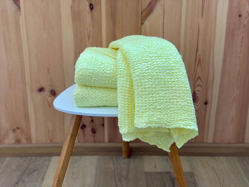 Linen towel lemon 75x120 (30"x48") 6108 from OWL with donate to u24
