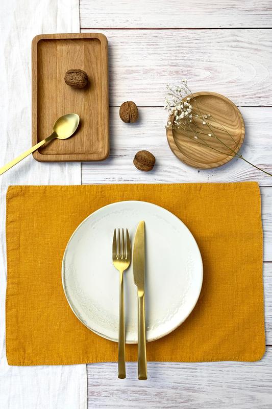 Cloth linen placemats mustard yellow lunch dinner 6271 from Touchable