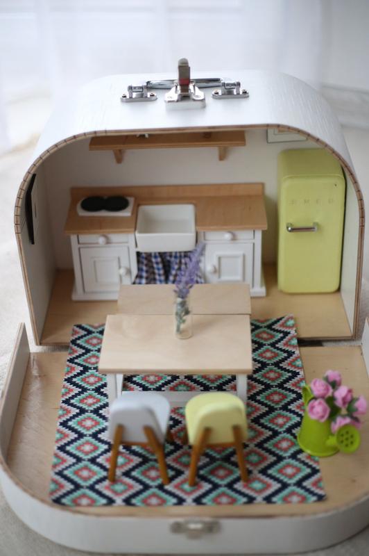 Suitcase with furniture filling "kitchen" 13606 from Podollyanochka