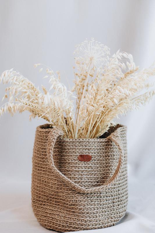 Handmade knitted jute shopping bag made from ecofriendly jute 15368