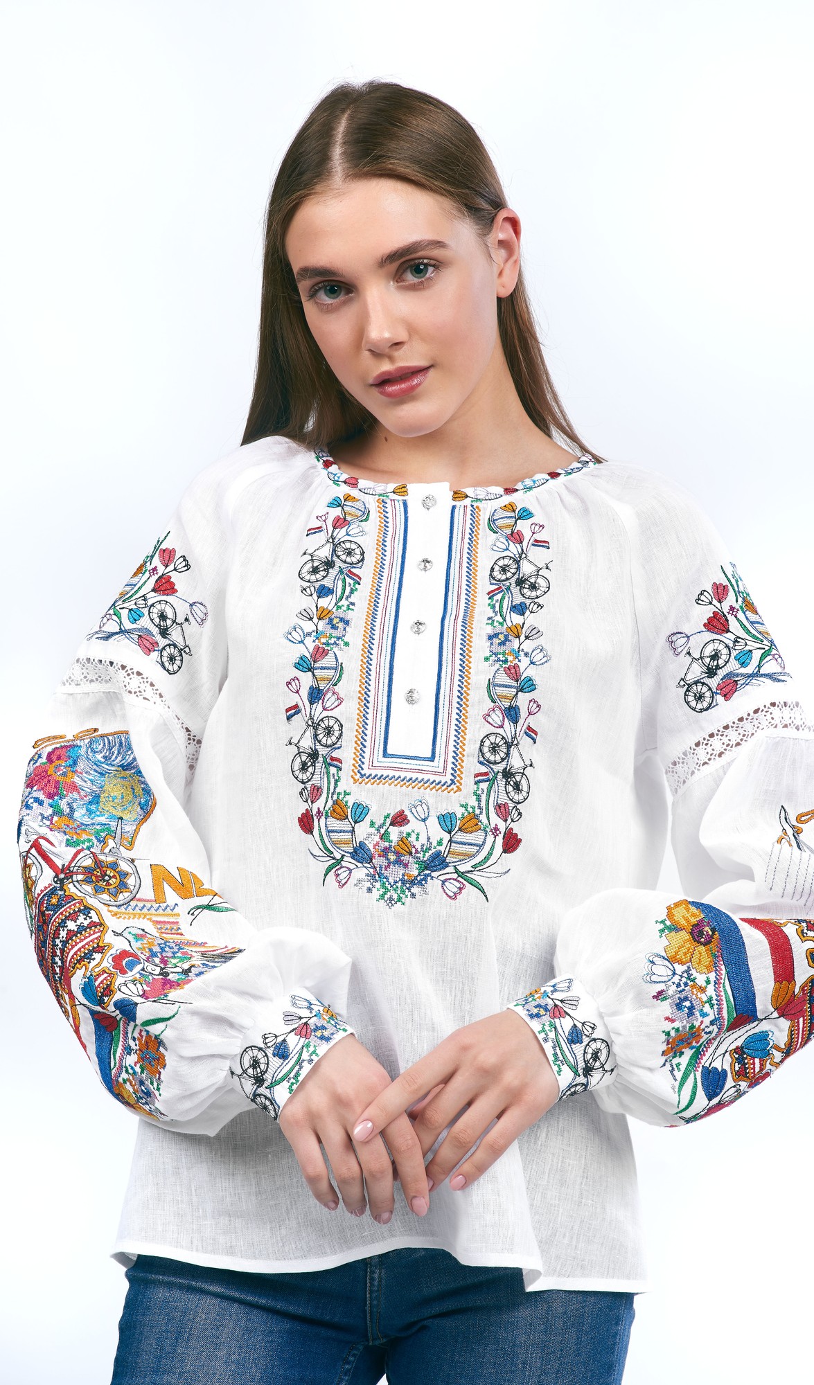 Woman's embroidered blouse white 19020/09 17361 from Еdelvika with