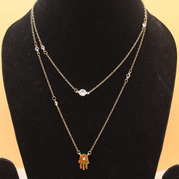 Unlocking the Perfect Look Buy Chain Online for Girls