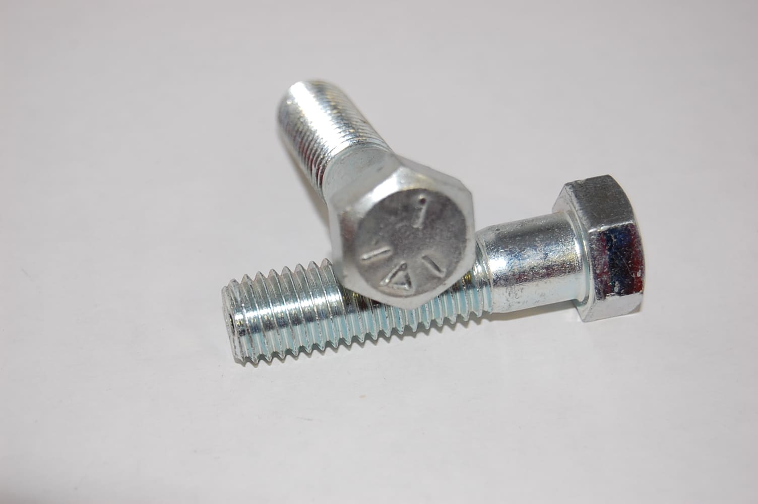 CAP SCREW Shamrock Bolt & Screw