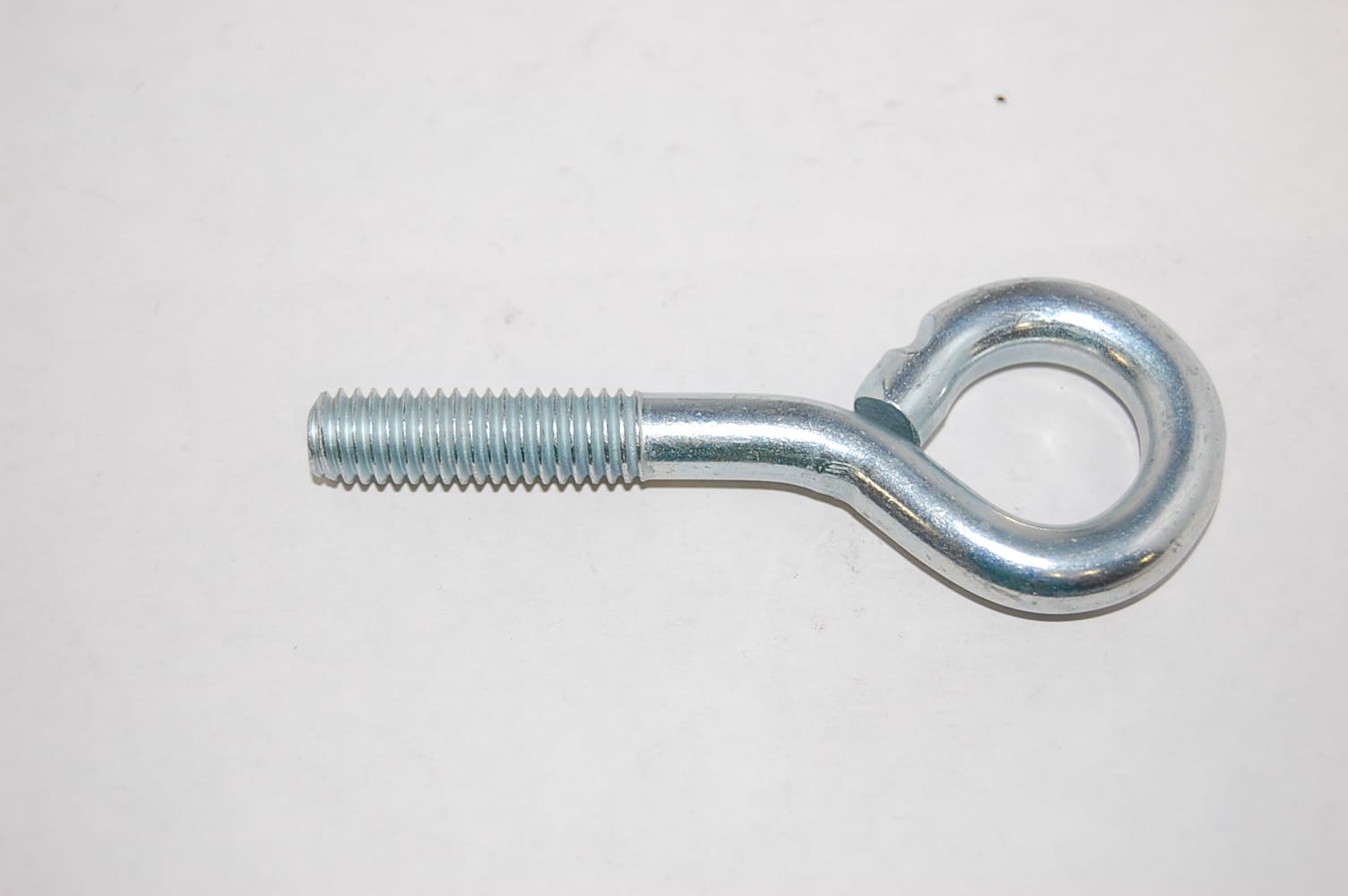 EYETURNED Shamrock Bolt & Screw