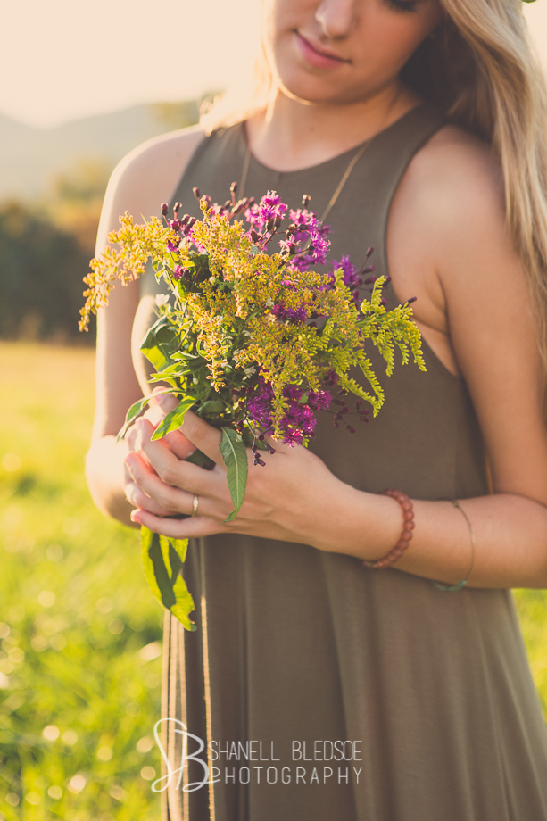 Callie Corum Berean Senior Knoxville Senior Portrait Photographer