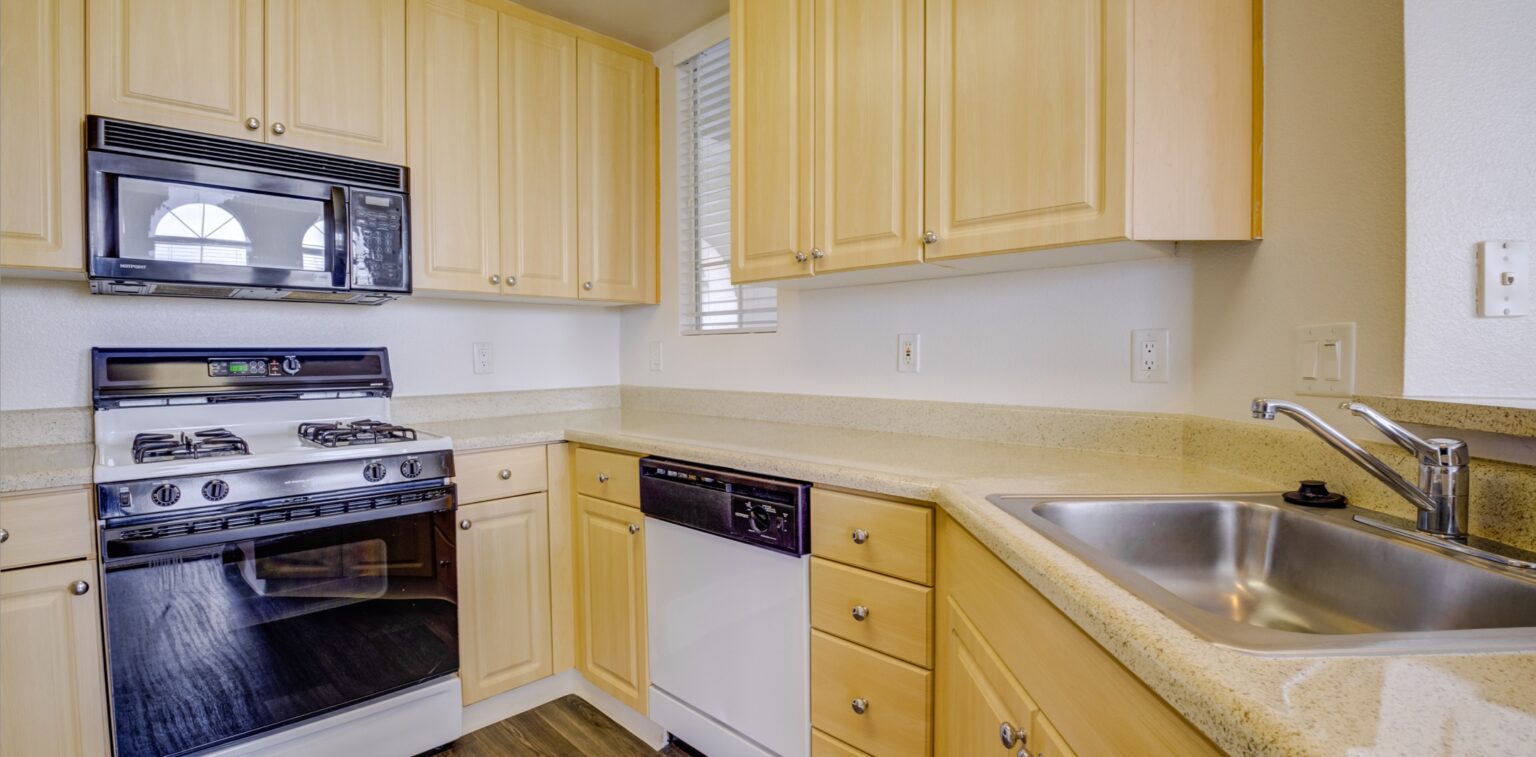 Falcon Bridge at Gale Ranch Shapell Properties, Inc