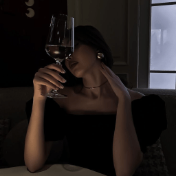 Isabella De Luca | Shapes, Inc