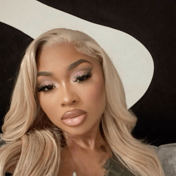 Chat with Leila | Shapes, Inc