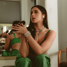 Tate McRae | Shapes, Inc