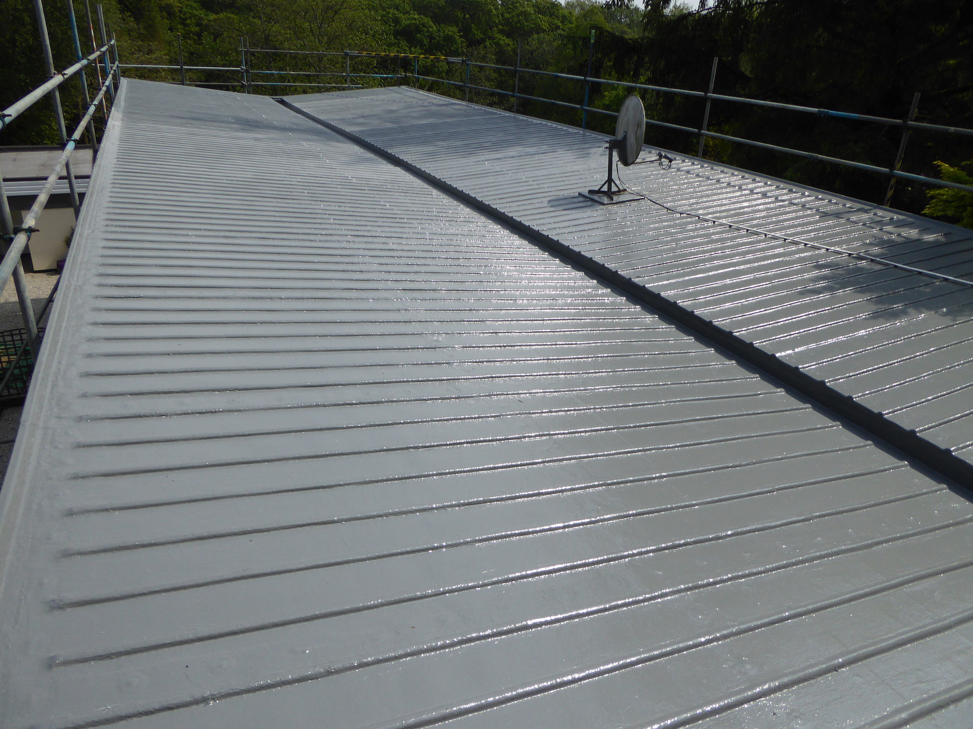 Grp Warm Roof System Using Readymade Ribbed Roofing Sheets Shapes GRP
