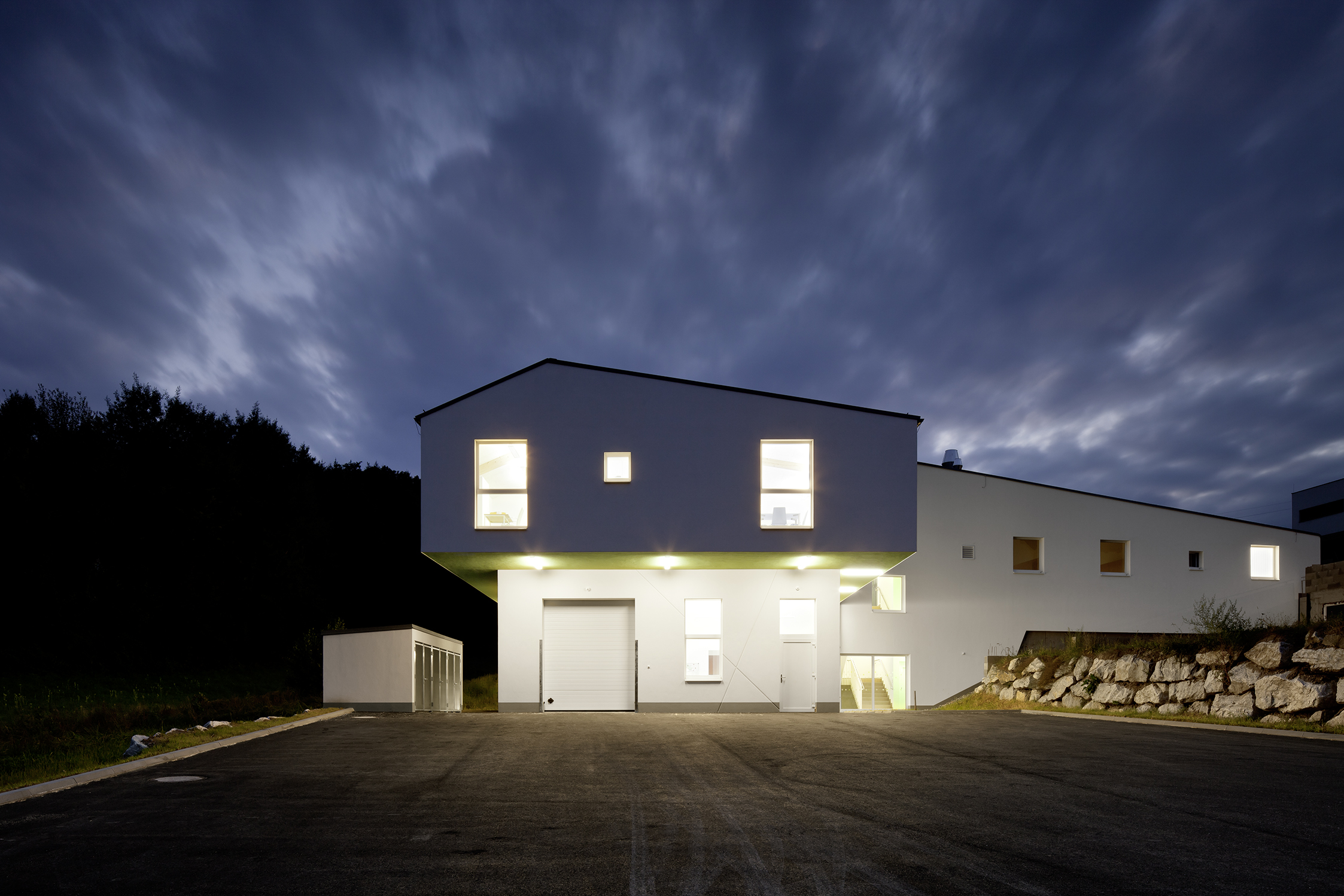 SHELTERED SHARE architechts