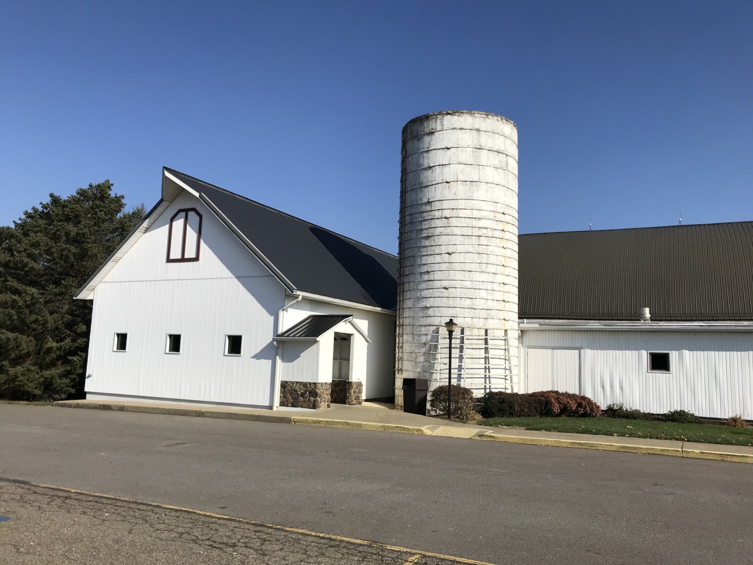 Barn Restaurant in Smithville, Ohio Sharing Horizons