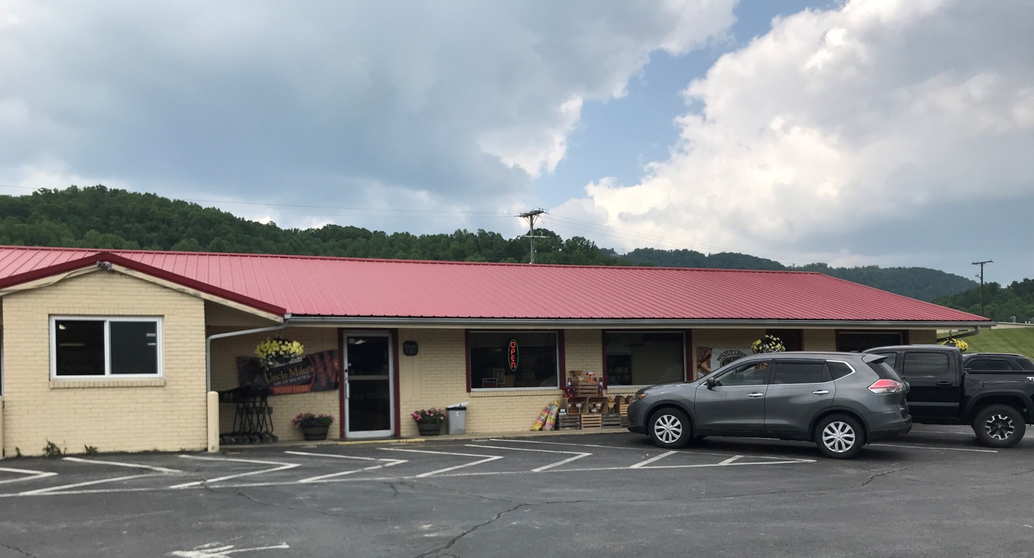 Dutch Treat Country Store in Rose Hill, Virginia Sharing Horizons