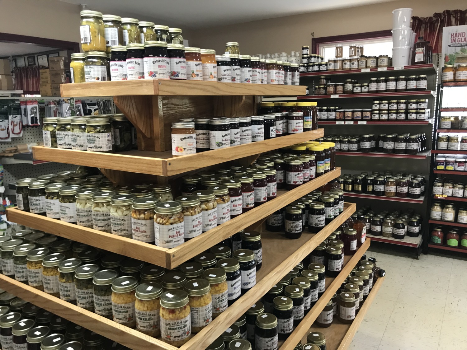 Dutch Treat Country Store in Rose Hill, Virginia Sharing Horizons