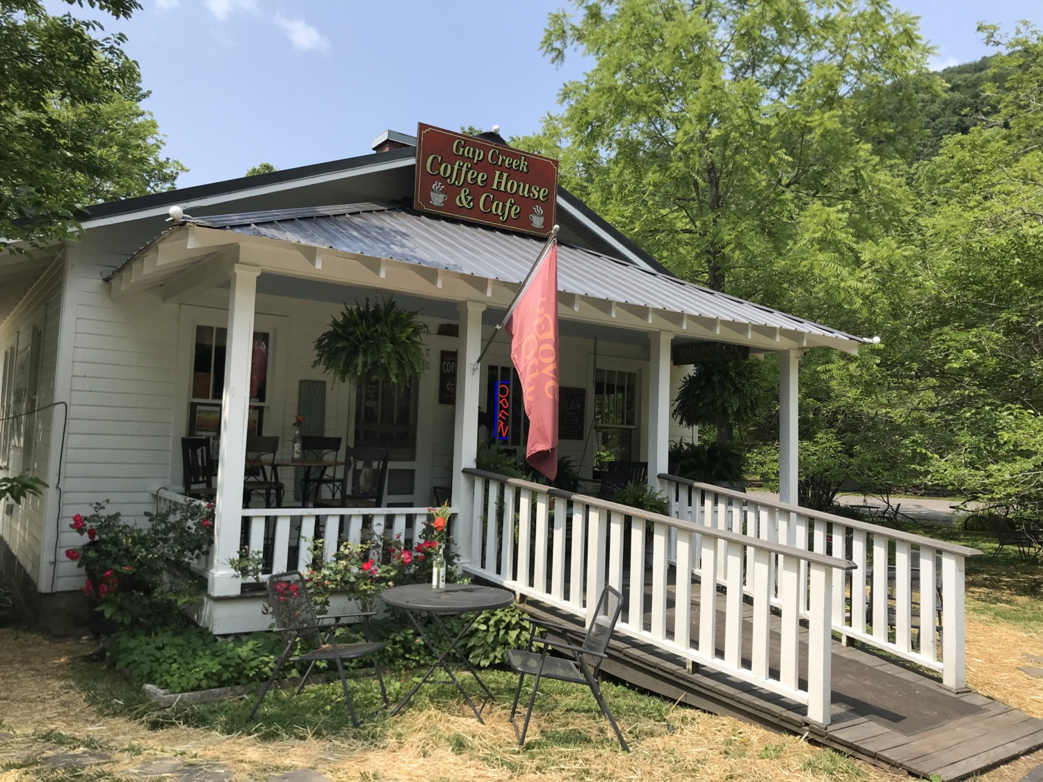 Gap Creek Coffee House in Cumberland Gap Sharing Horizons