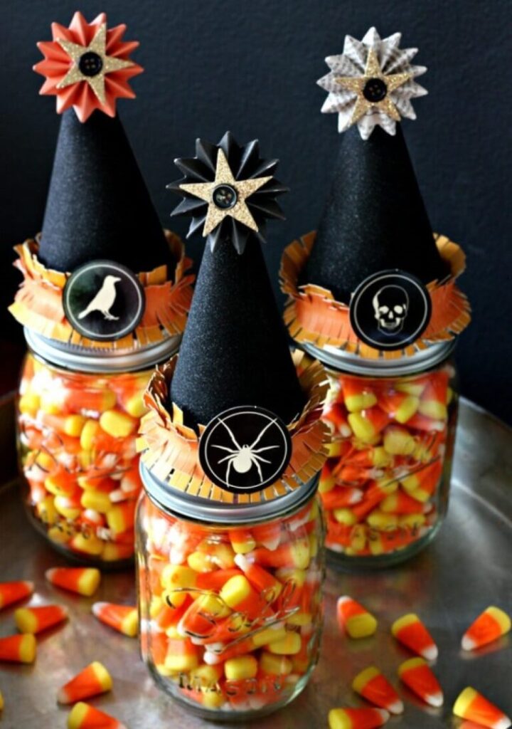 12 DIY Halloween Ideas with Glass Jars sharingideas.me