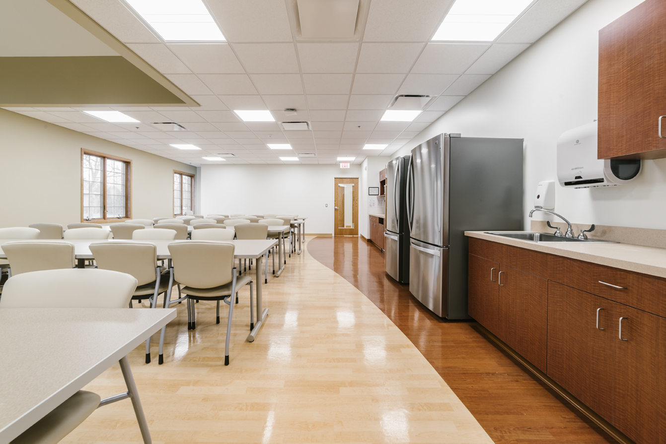 Seneca Health Center Sharp Architects Inc.