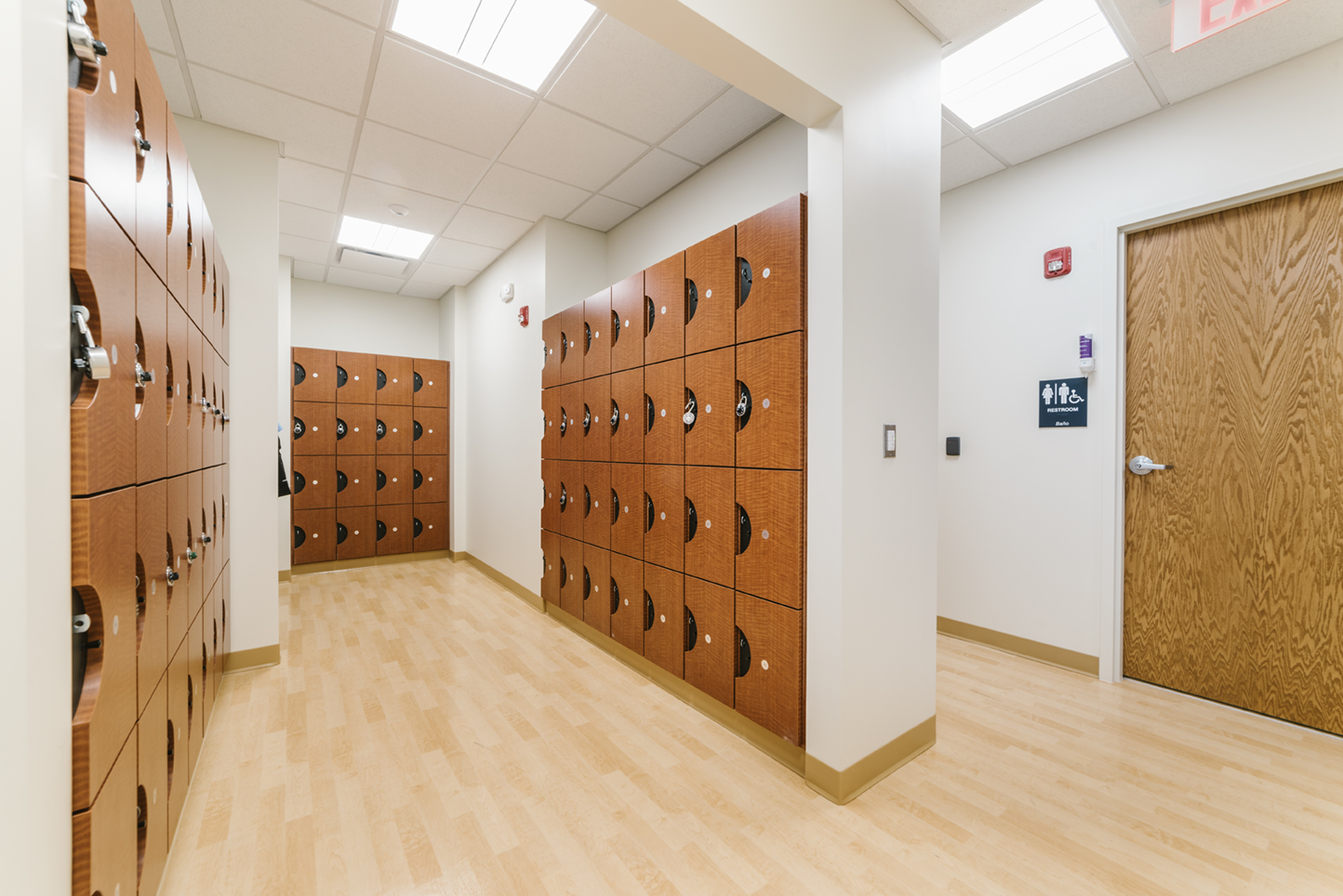 Seneca Health Center Sharp Architects Inc.