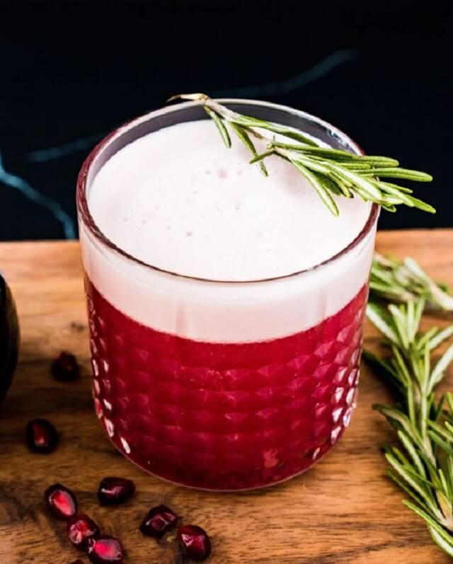 12 Best Red Cocktails You'll Totally Enjoy! SHARP ASPIRANT