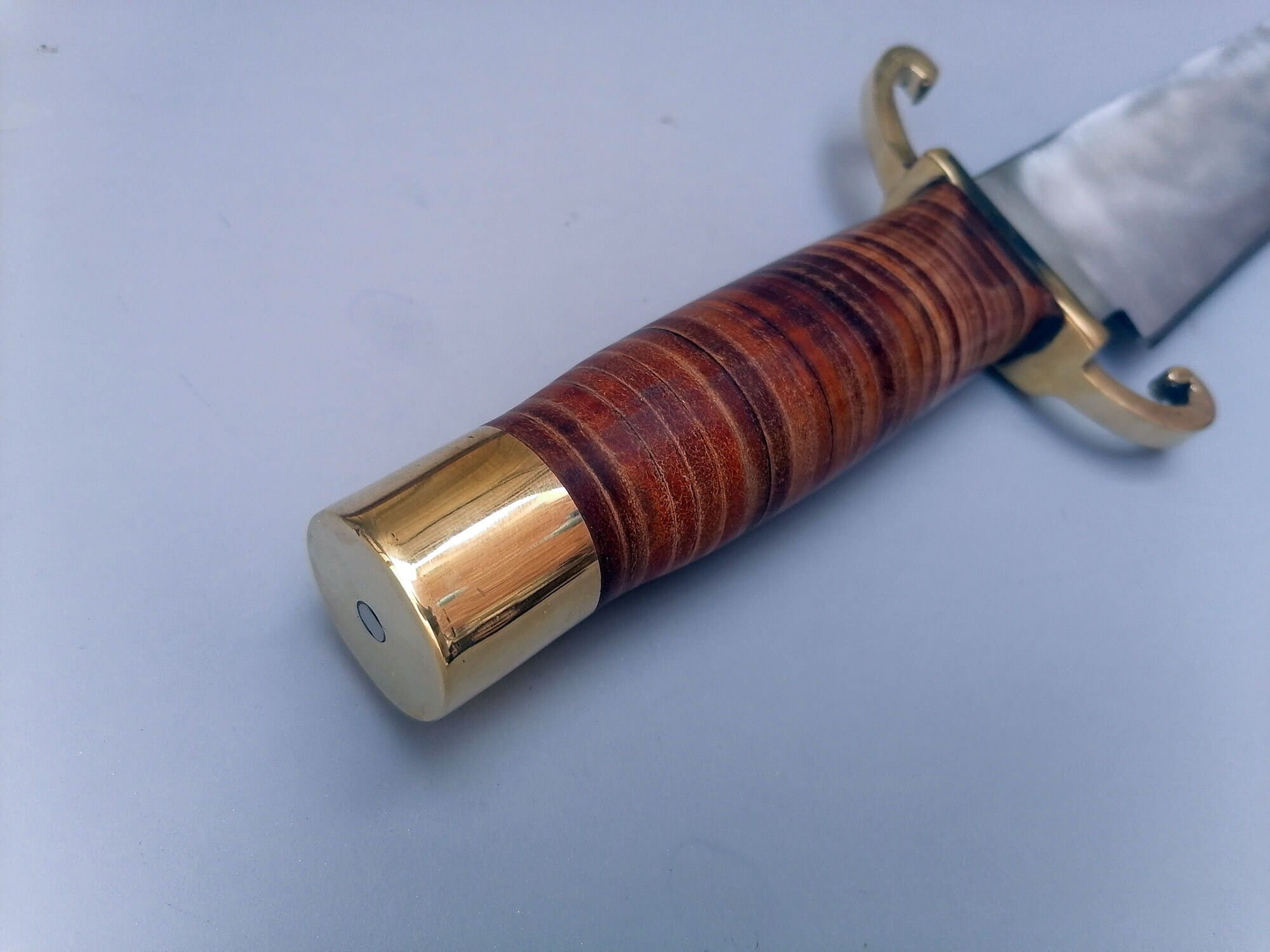 21 inches D2 Cold Steel Handmade Crocodile Dundee Knife Brass Guards and Leather Handle