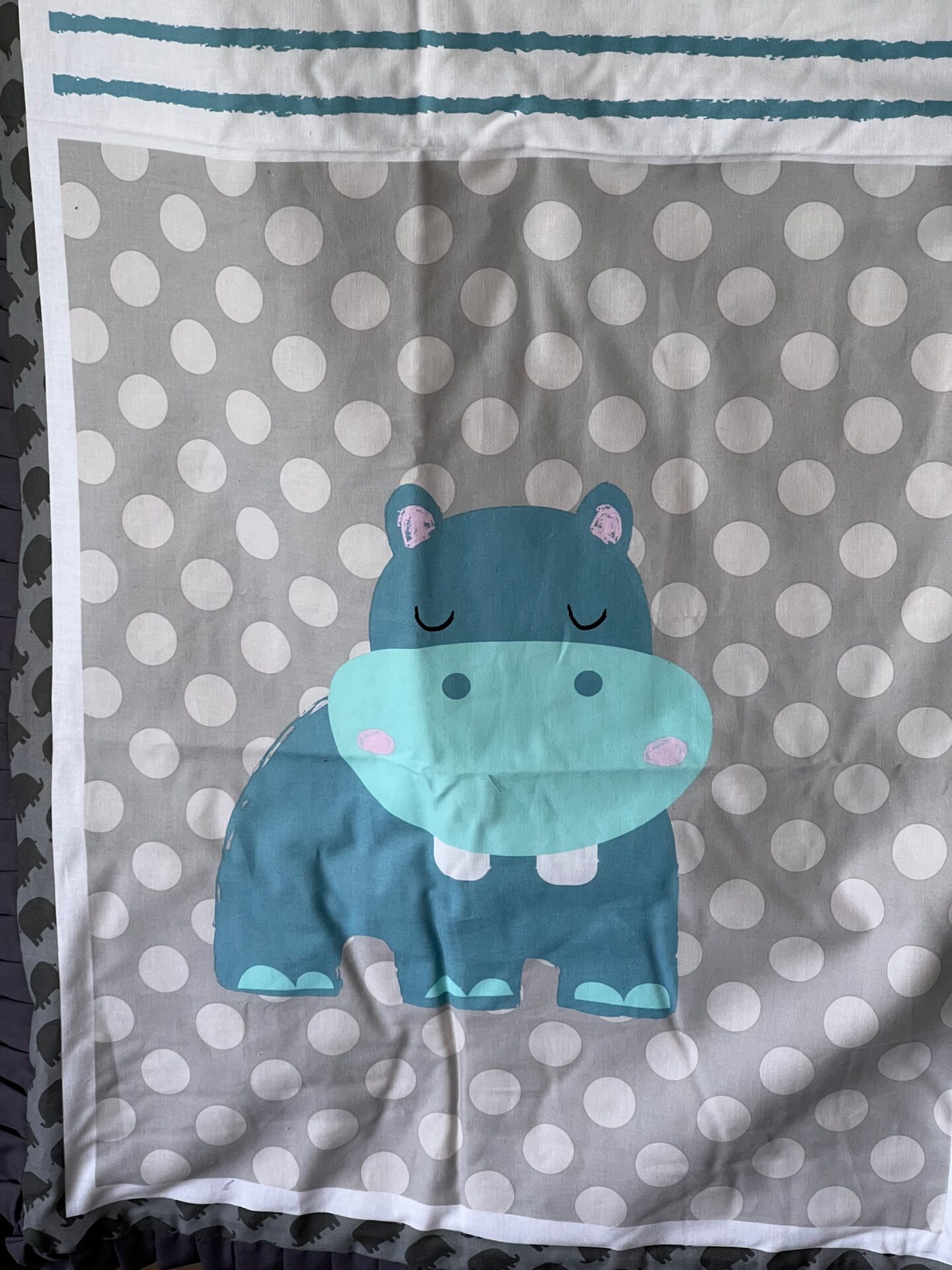 Safari Cot Doona Shar Stitches