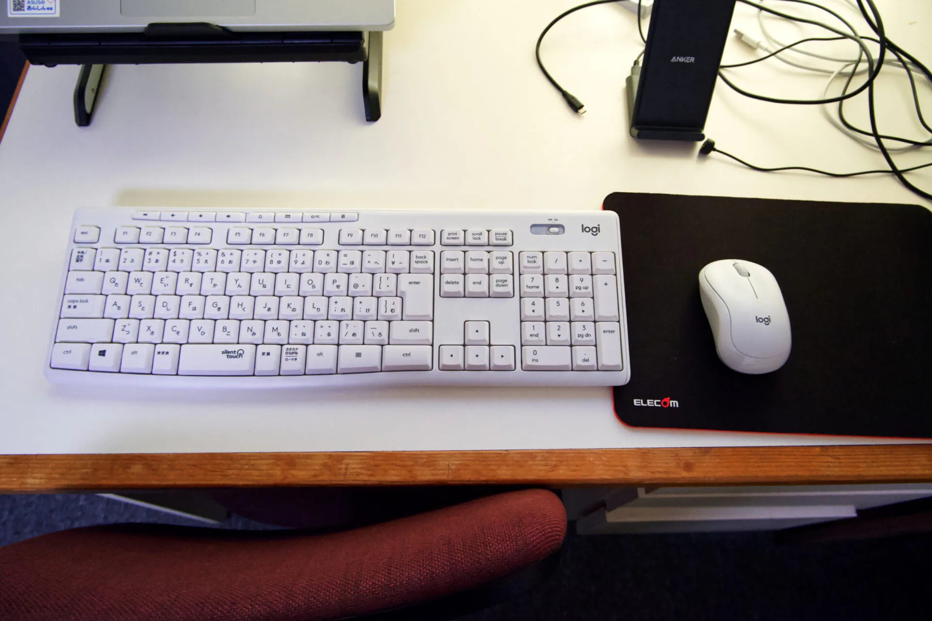 パソコンデスクを綺麗にするために導入した物一覽 Shalog パソコンデスクを綺麗にするために導入した物一覽 Shalog