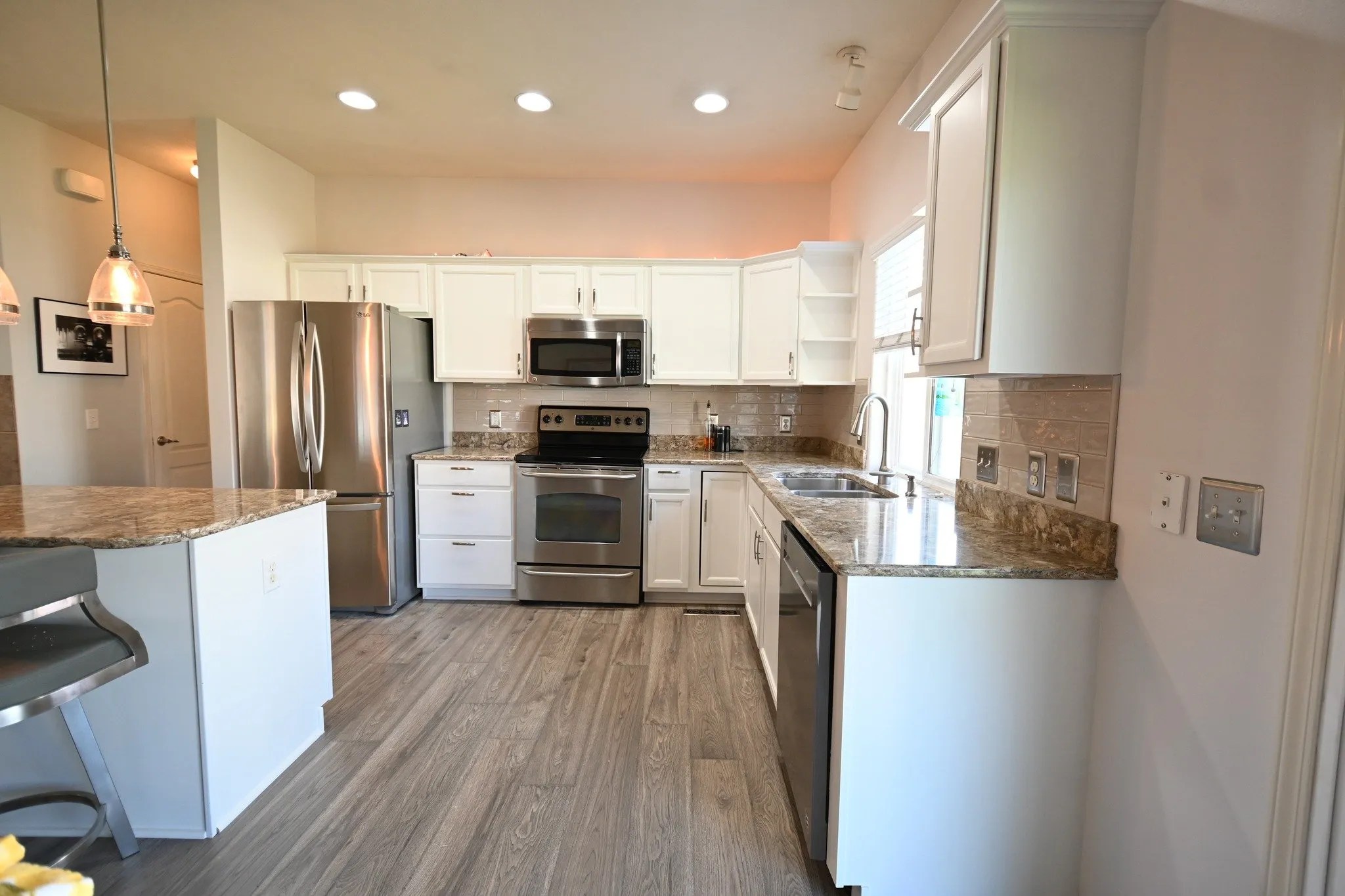 Home Shaver Painting & Decorating