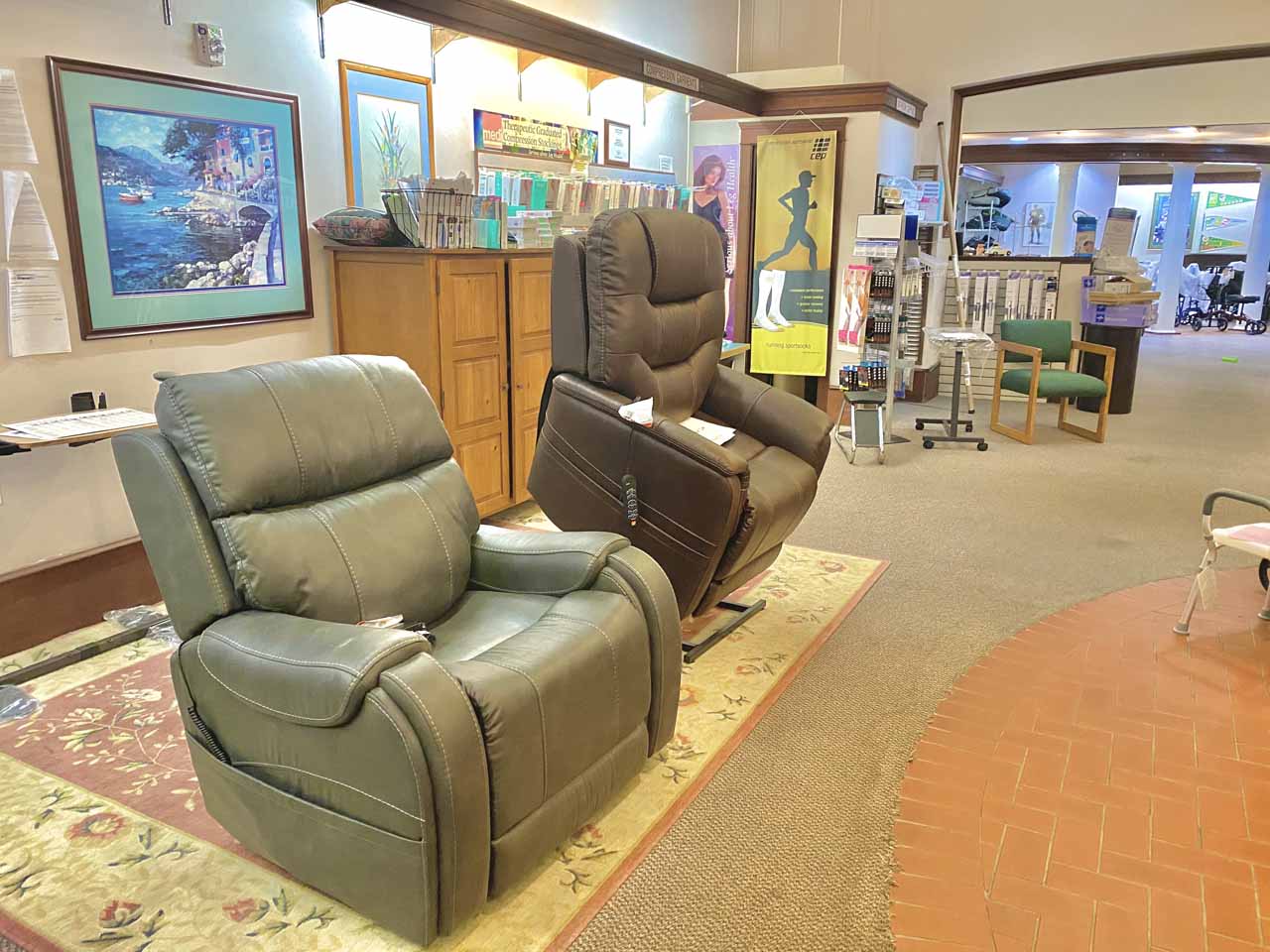 Ambulatory Aids & Lift Chairs Shaw Med, Inc Eugene, OR