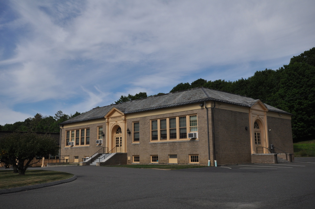 Bridgewater Connecticut Shaylene Neumann CT & NY Real Estate