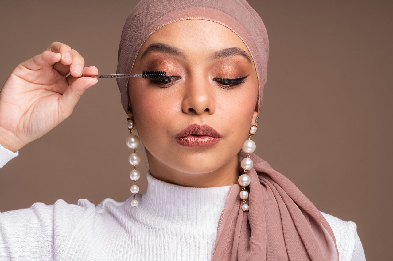 What Mascara to Use After Lash Lift? (8 Best Options) She Began