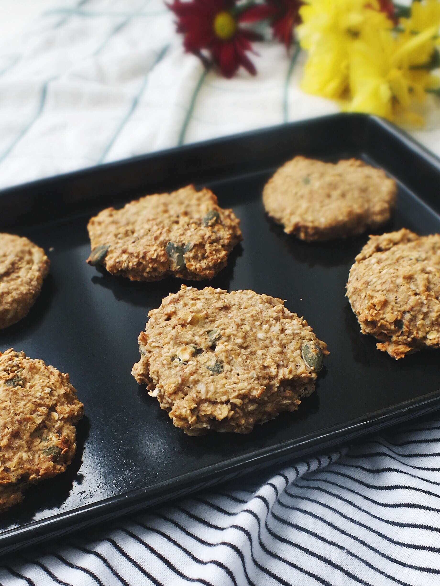 NUT BUTTER AND PUMPKIN SEED OAT COOKIES She Can't Eat What