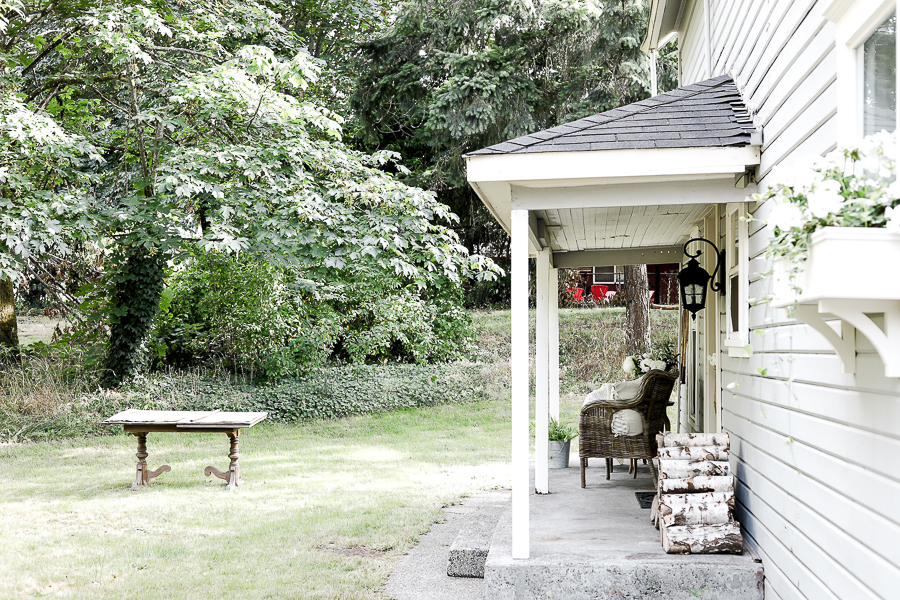 6 Quick & Effective Spring Porch Refresh Ideas She Holds Dearly