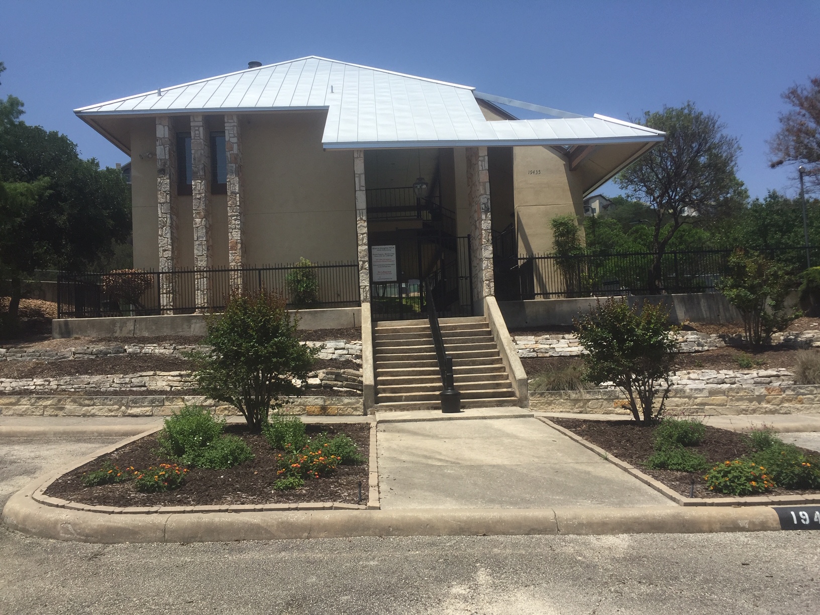 Facilities Sierra Heights Homeowners Association