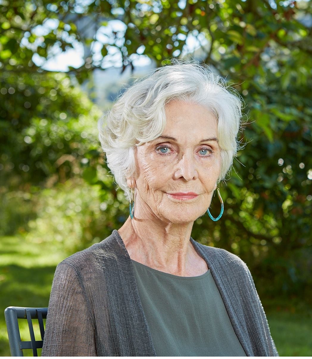 Sheila Hancock Image to u