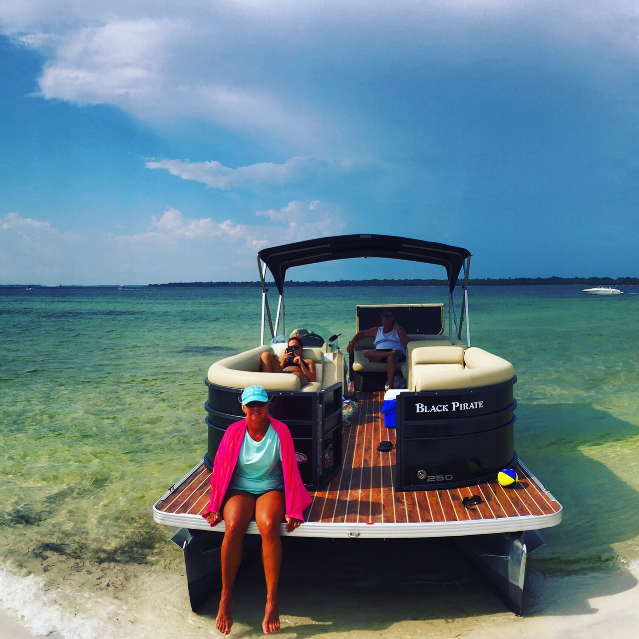 90HP Boat Rentals Shell Island Tours