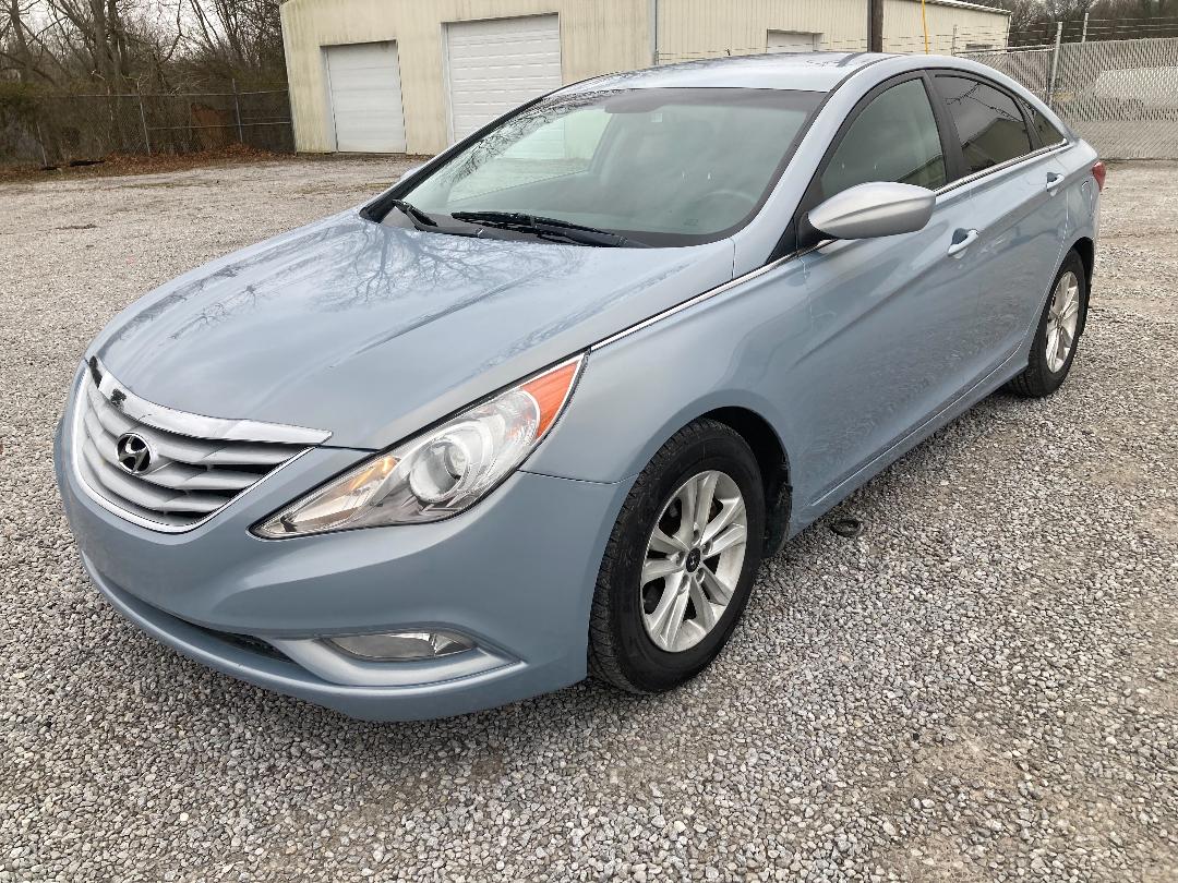 2013 Hyundai Sonata - Sheltons Inc