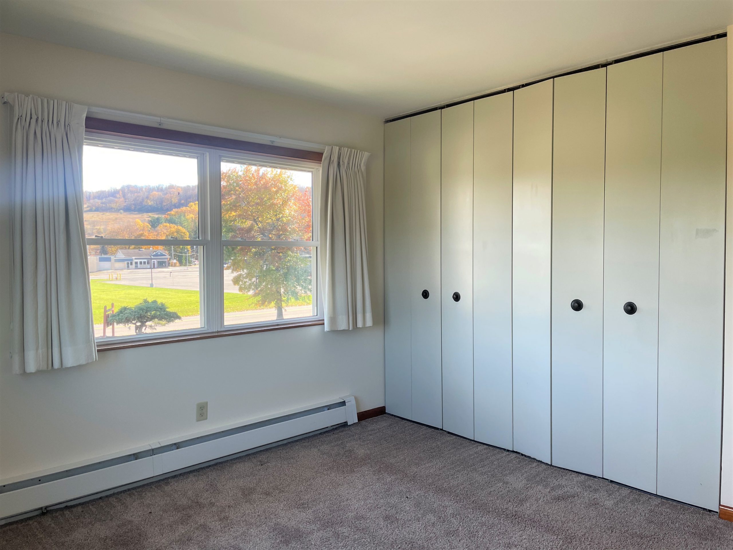 Home Sherbrook Apartments