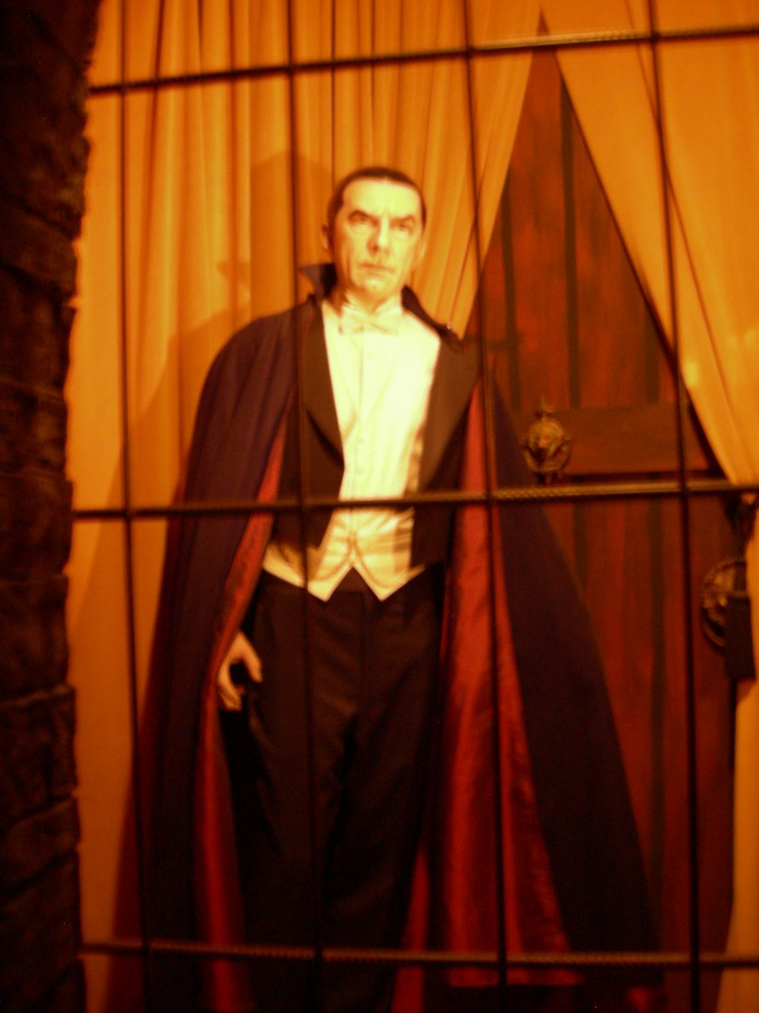 Halloween Countdown Hollywood Wax Museum Horrors SheWalksSoftly