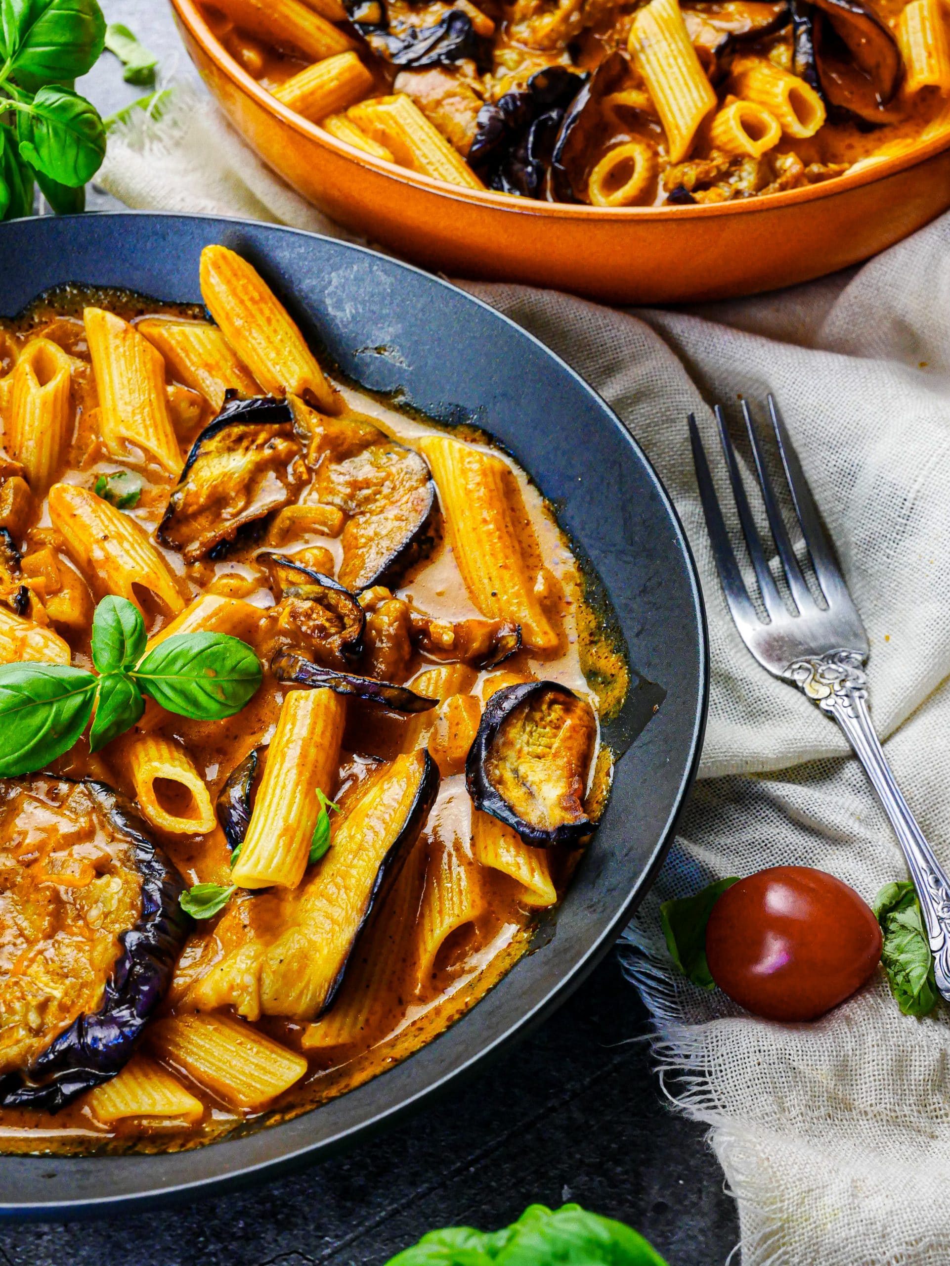 AuberginenPasta ohne Sahne (VEGAN) 30 Minuten super lecker! Shibas