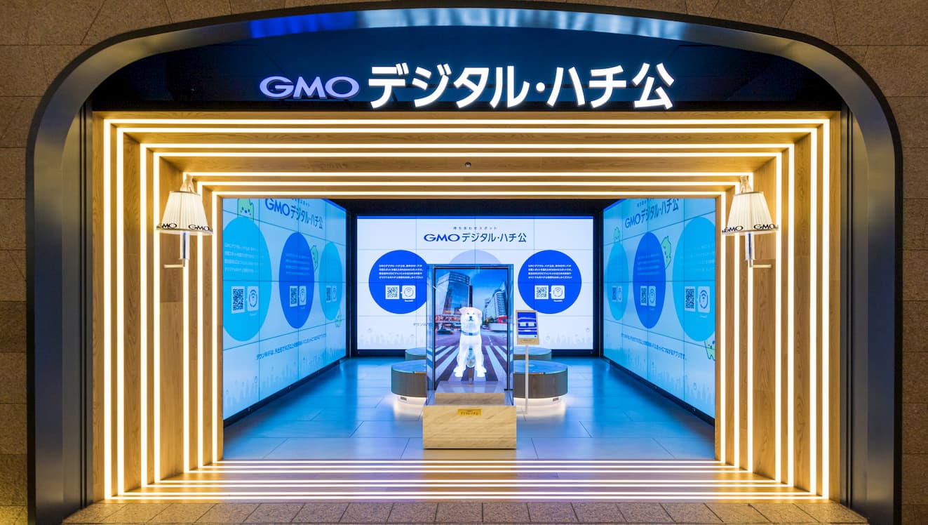 【GMOデジタル・ハチ公】あのハチ公がデジタルに！スマホの充電やWiFi利用ができるスポットが渋谷フクラスに誕生