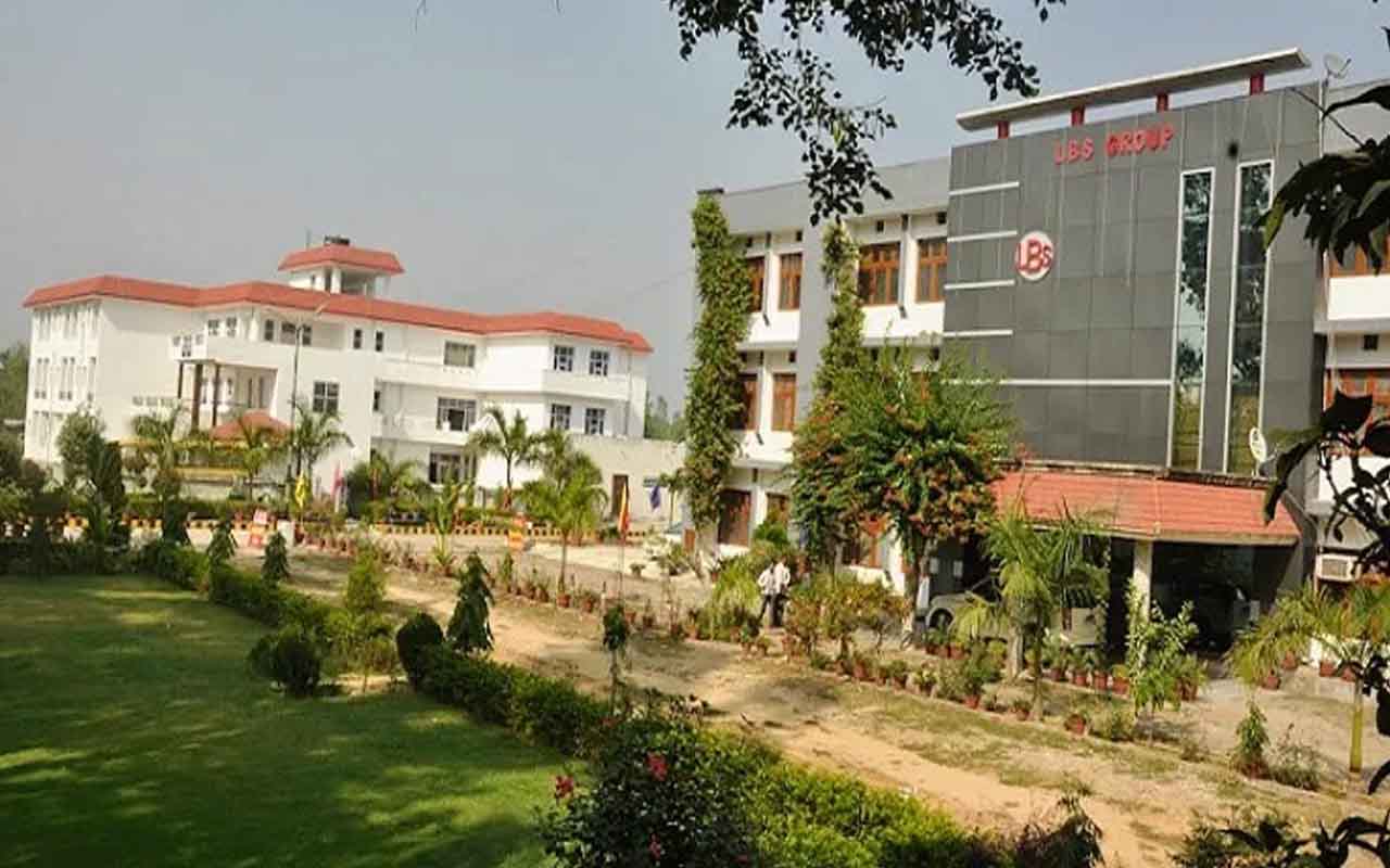 Lal Bahadur Shastri Mahila Ayurvedic College & Hospital, Yamuna Nagar