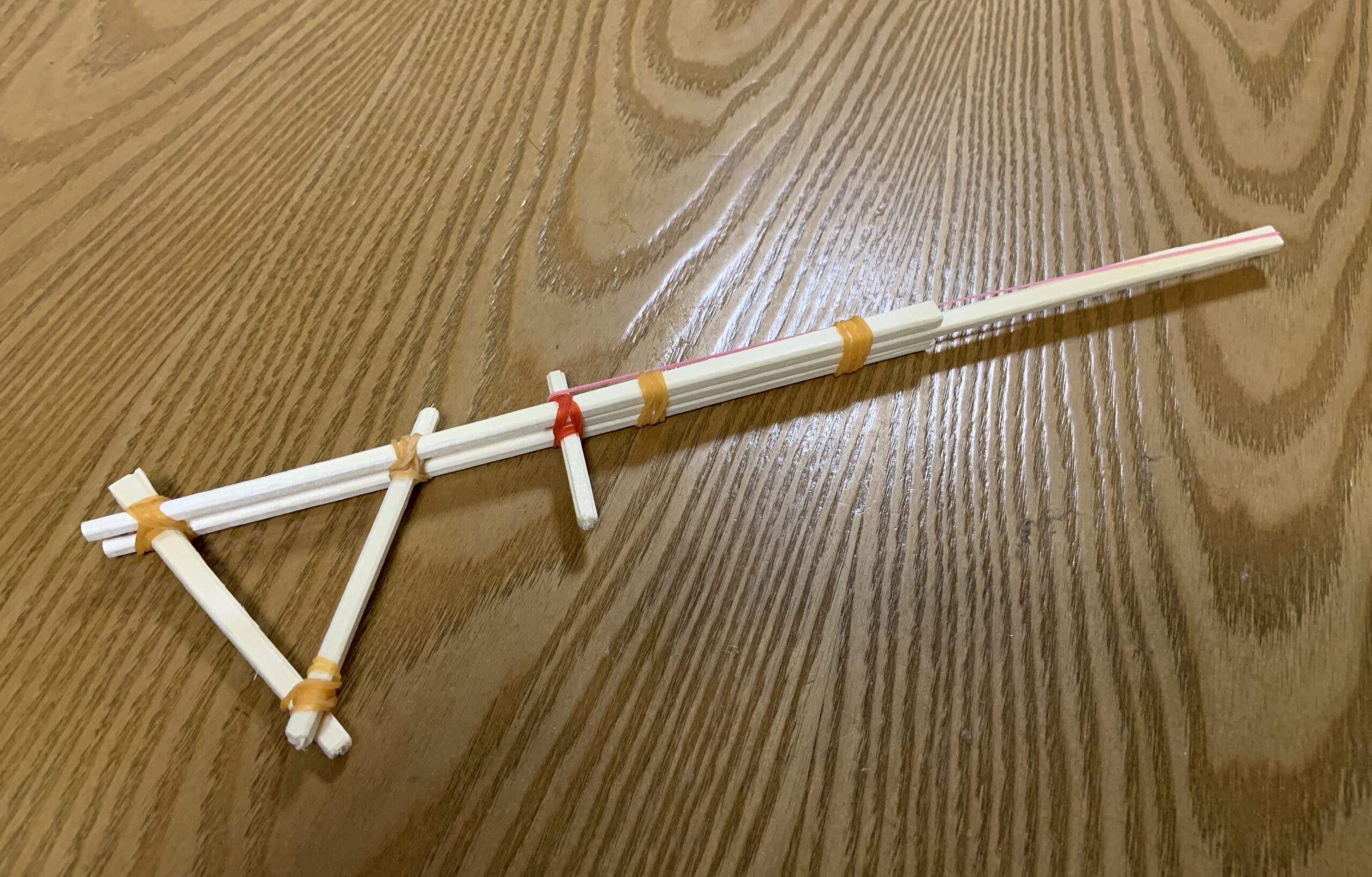 超簡単！割箸ゴム鉄砲を5分で作って楽しく遊ぼう！ しもちゃん家のブログ