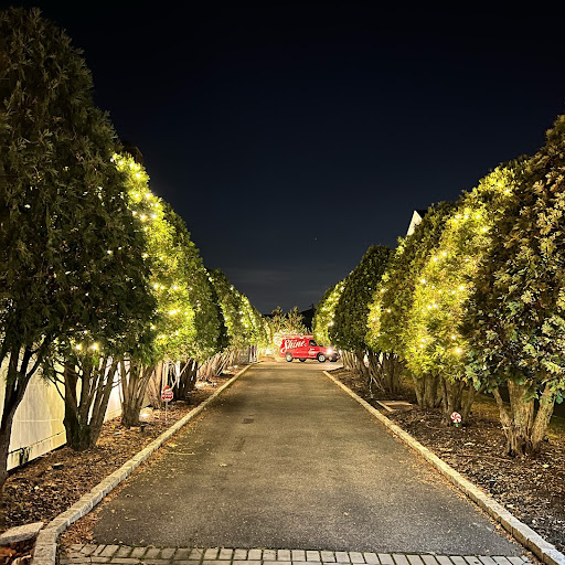 Window Cleaning, Pressure Washing, & Holiday Lighting in Kalamazoo, MI.