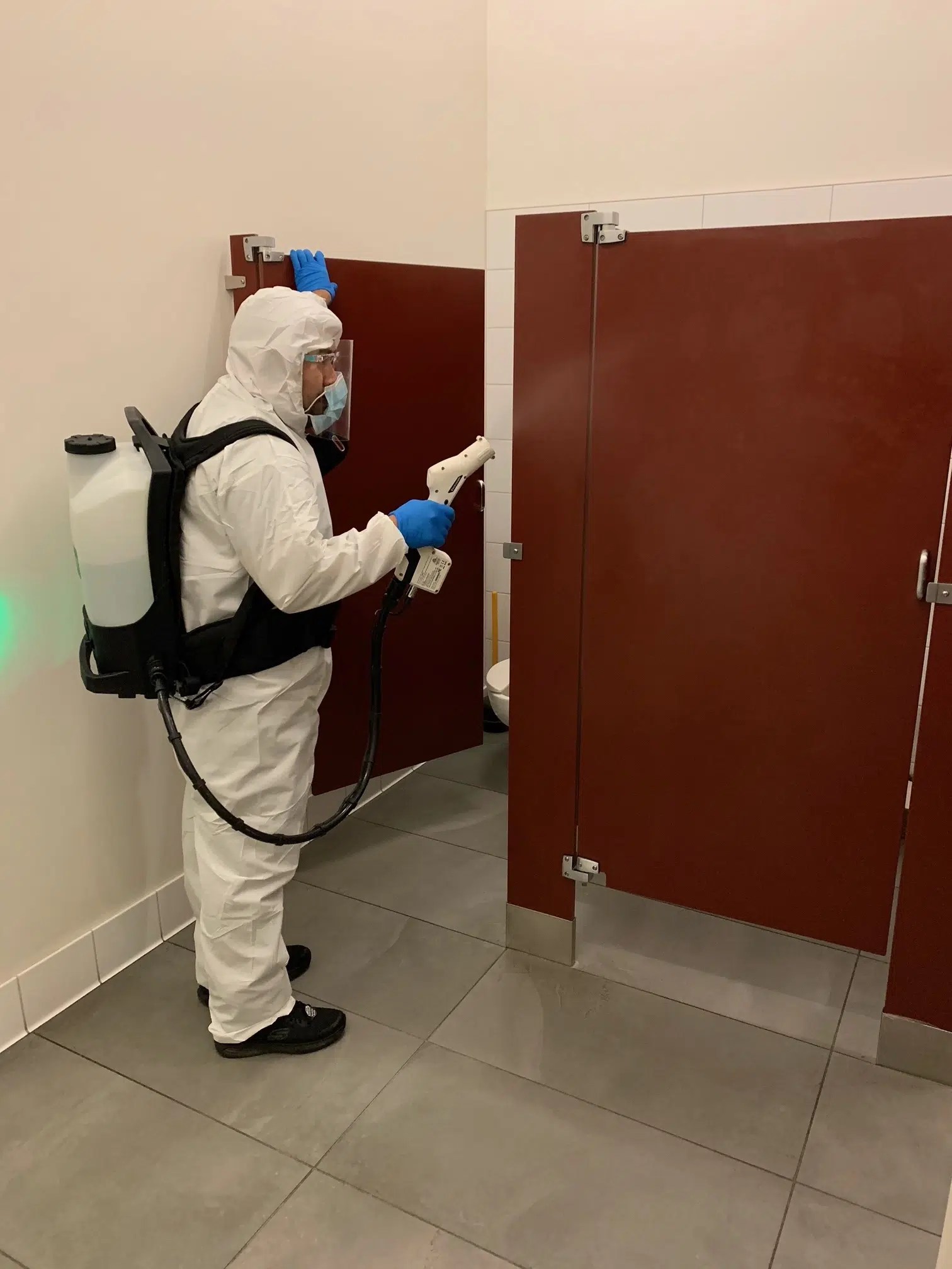 Commercial Deep Cleaning & Disinfecting Service Shine