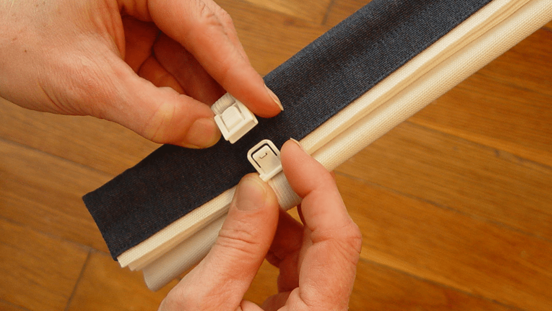 9_blinds_with_quick_release_buttons