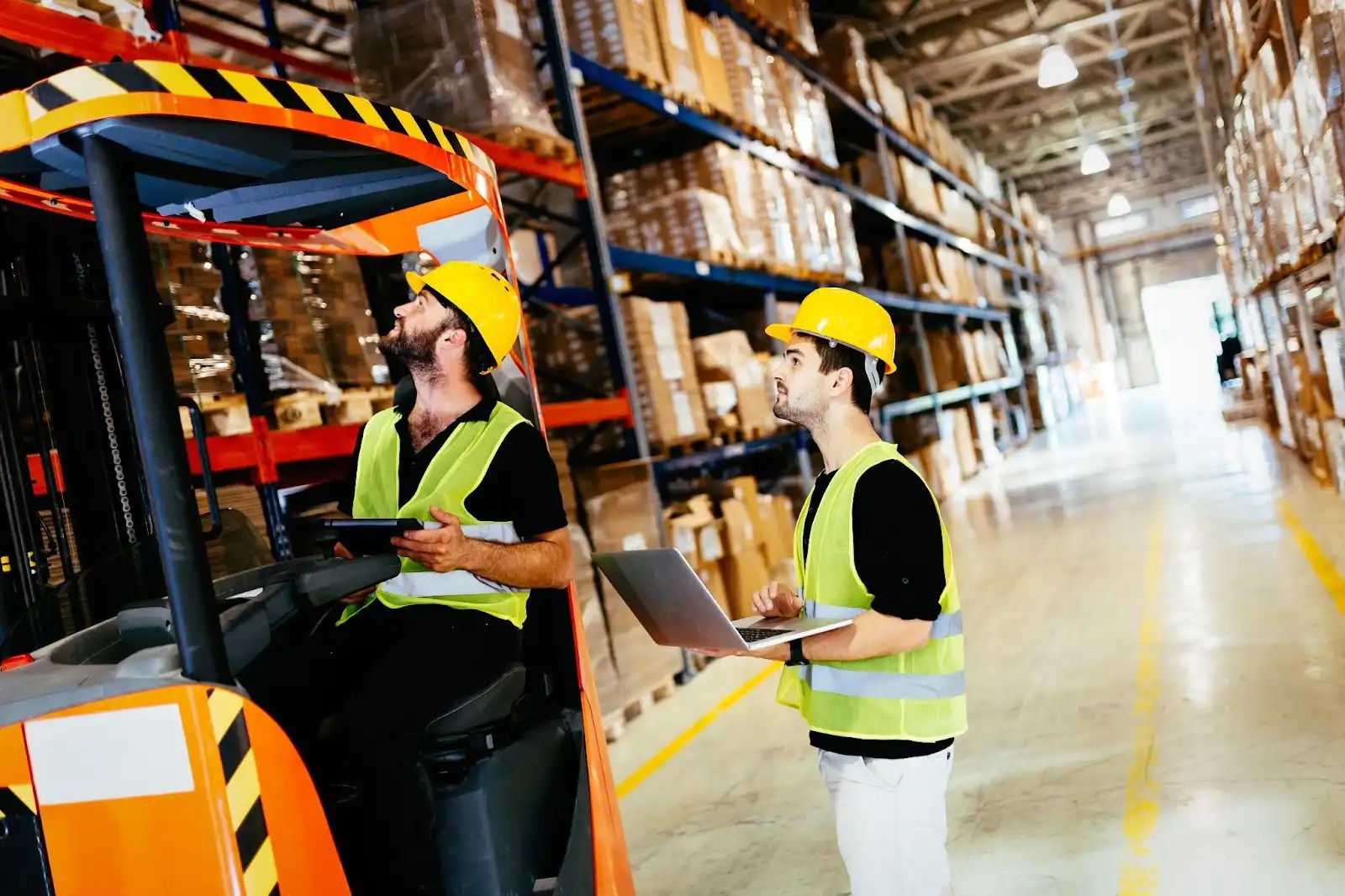 What is Warehousing Logistics? Ship Expert